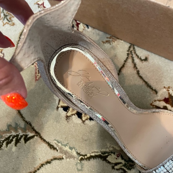 BNIB Badgley Mischka Bridal pale gold formal shoe sz 8 1/2 Nordstrom - Picture 5 of 5